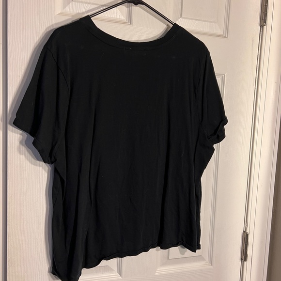 Forever 21 Oversized T-Shirt - Picture 3 of 3